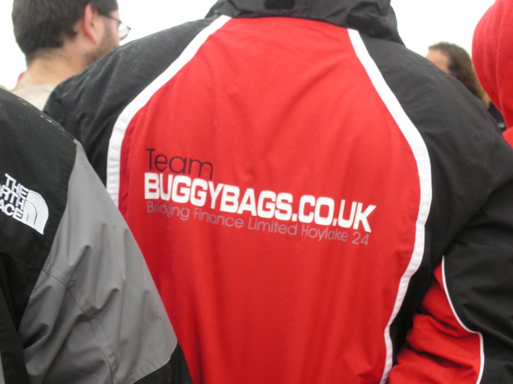 hoylake24hrchallengebuggybagsjun07246.jpg