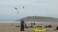 buggybagsracekitesrhosilli040840_small.jpg