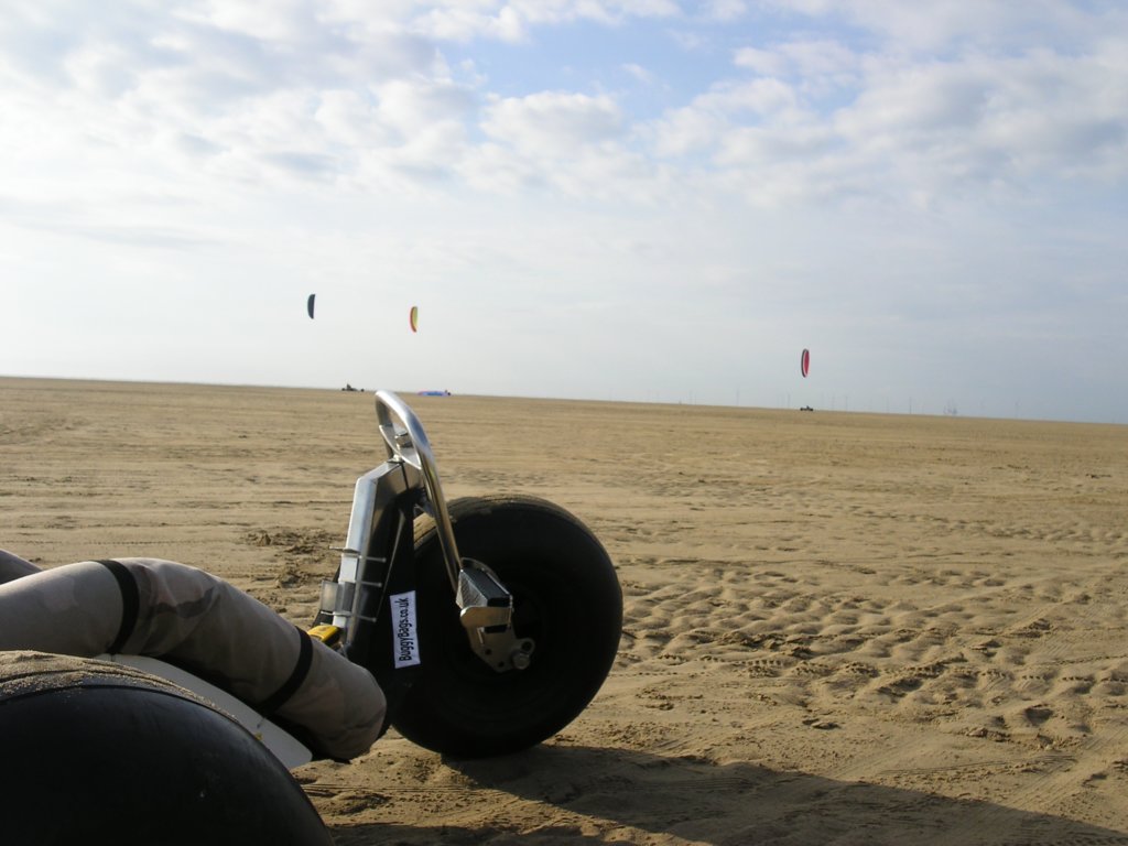 hoylake24hrchallengebuggybagsjun07117.jpg