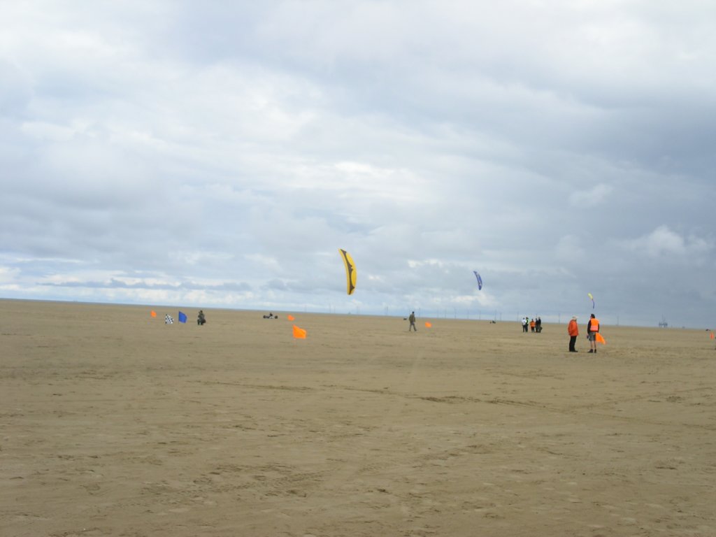 hoylake24hrchallengebuggybagsjun07209.jpg