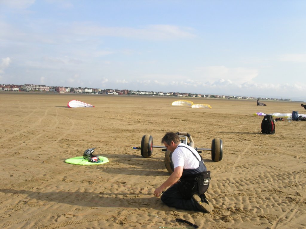 hoylake24hrchallengebuggybagsjun07270.jpg