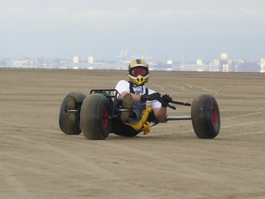 hoylake24hrchallengebuggybagsjun0731.jpg
