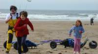 buggybagsracekitesrhosilli040825_small.jpg