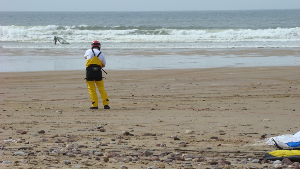 buggybagsracekitesrhosilli040872.jpg