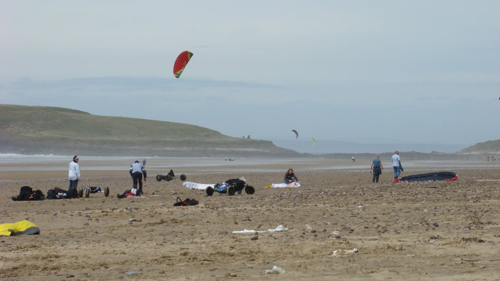 buggybagsracekitesrhosilli040895.jpg