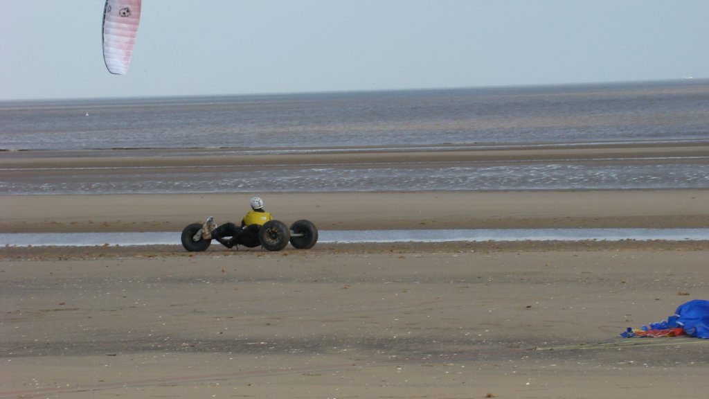 racekitesmablethorpefeb08234.jpg