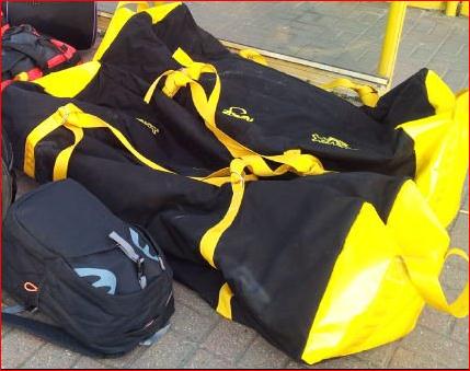 Kite Buggy, Parakart Rear Axle Bags,BUGGY BAGS, BUGGYBAGS, BUGGY BAG, KITE,KITE BUGGY,SIDE RAIL COVERS,OZONE,TSG, TOTAL SPLASH GUARD, TOTAL SPLASH GUARDS,TSG, TSR, TAILORED SIDE RAIL COVERS, LANDBOARDERS KIT BAG, LAND BOARDERS KIT BAG, BAG,  TRANSIT BAGS, LIGHT WEIGHT 